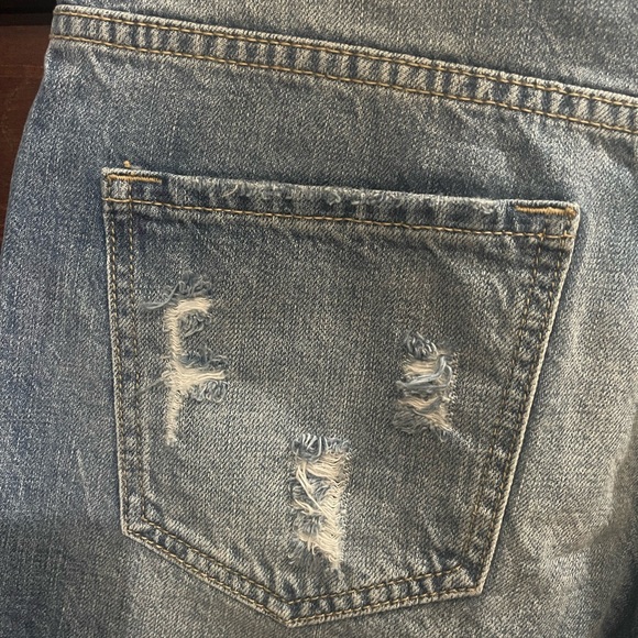 Kancan Double Button Distressed Shorts Size 7/27 High Waisted - Picture 4 of 11